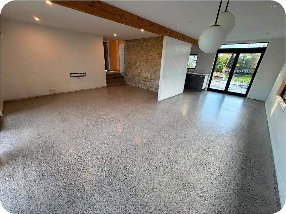 Light Exposure concrete finish, 2 to 3mm of aggregate exposure